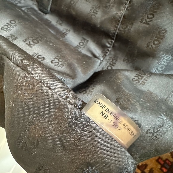 Michael Kors Tote in Black and Tan - Picture 13 of 16